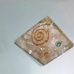 Piramide Orgonita Cuarzo Rosa 4X4Cm - Promineral