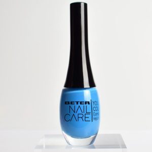 Nail care youth color 238 Royal Blood Beter