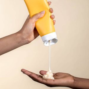 Todo lo que necesitas saber sobre la crema solar: tipos, diferencias y cómo aplicarla